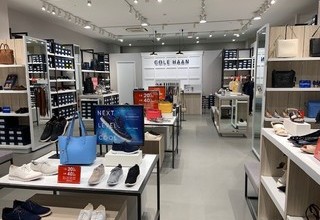 【COLE HAAN】 レイクタウンアウトレット店のサムネイル